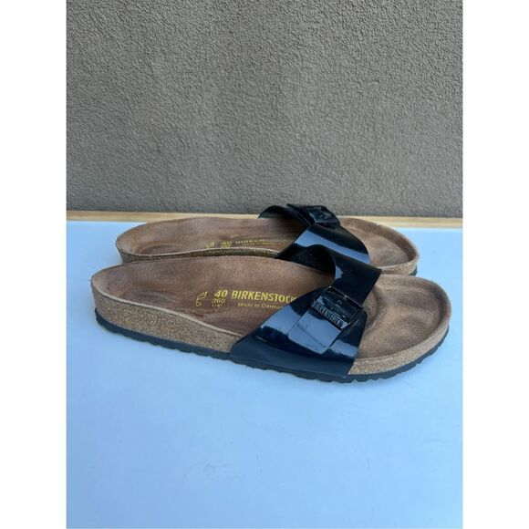 Birkenstock Shiny Black Leather Slip On Sandals Slides Womens Size 40 (US 9) - Picture 1 of 7